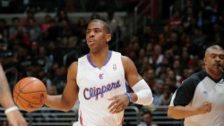 Clippers guard Chris Paul to miss Monday's game vs. Grizzles with knee injury