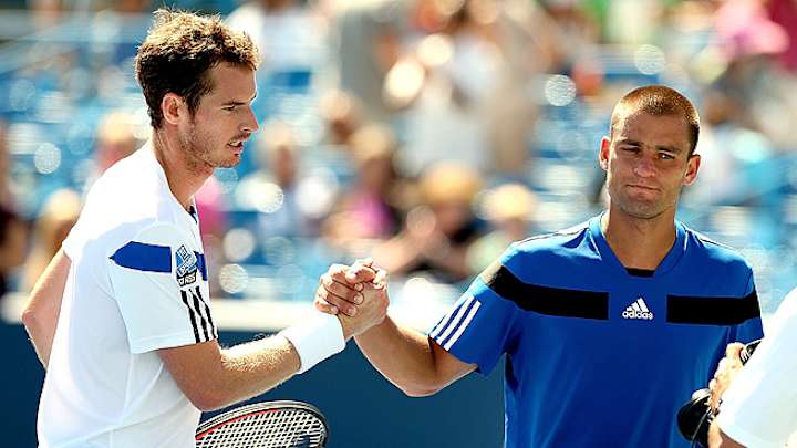 Murray cruises past Youzhny into third round at Cincinnati