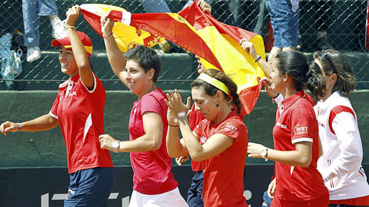 Spain beats Japan 4-0 in Fed Cup WG playoff