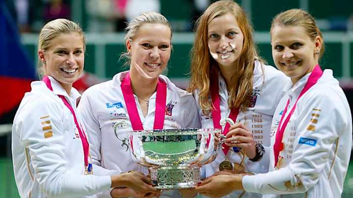 Fed Cup drops 4th singles after 3-0 lead