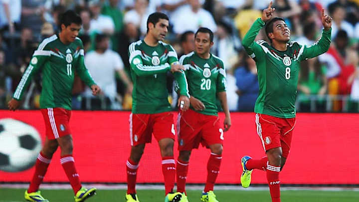 Mexico dominates New Zealand to confirm World Cup passage