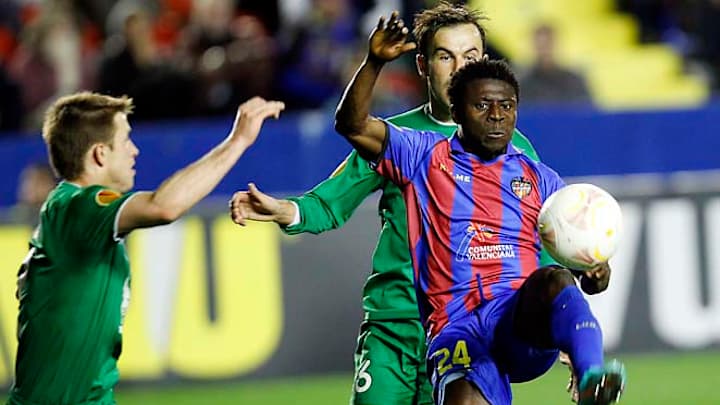 Nigeria striker Obafemi Martins heads for Seattle Sounders