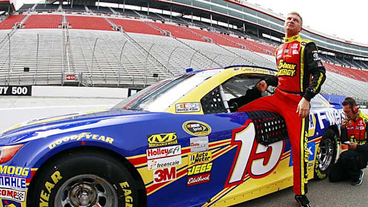 NASCAR's Clint Bowyer asks for lawsuit dismissal