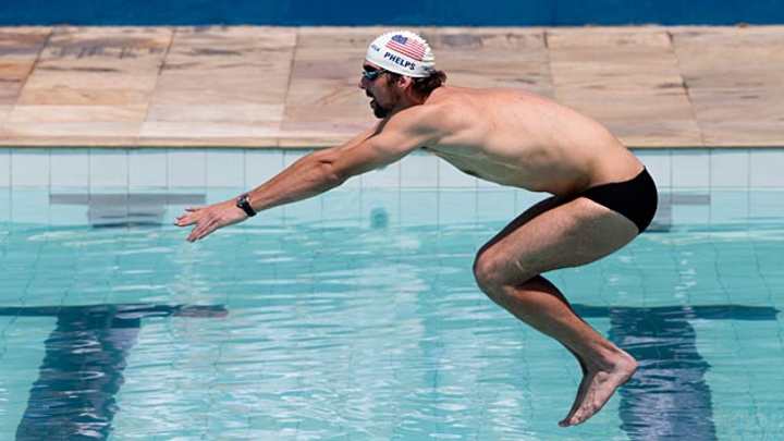 Michael Phelps vague about future in swimming