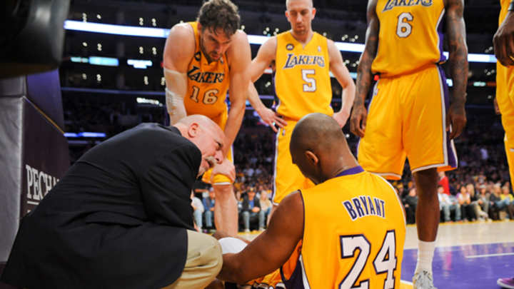 Lakers' Kobe Bryant says he tried to 'pull the tendon up' after Achilles injury
