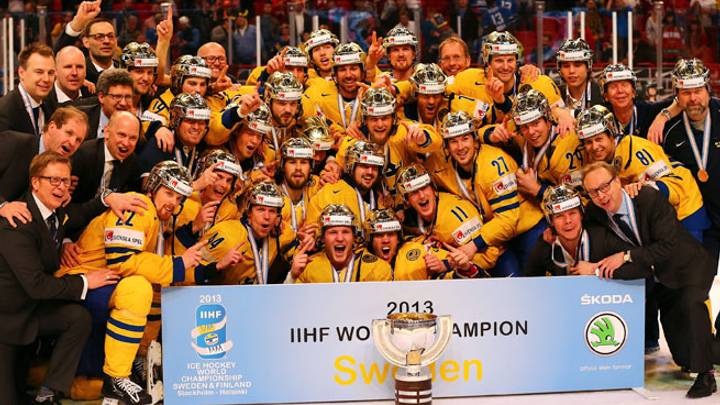 Sweden romps against Switzerland, wins world title Sweden romps against Switzerland, wins world title