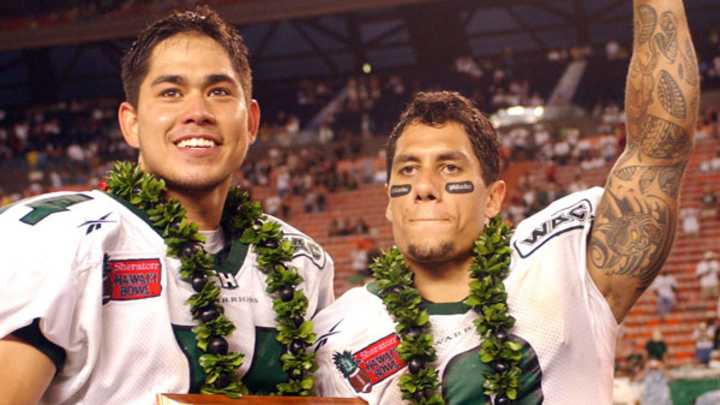 Record-breaking CFL star Chad Owens fights in MMA ... against team's wishes