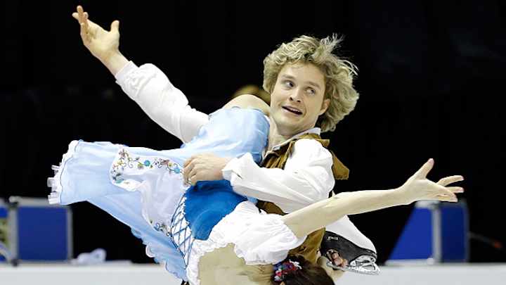 Meryl Davis, Charlie White take lead at World Championships