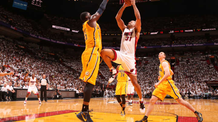 Pacers' Roy Hibbert says Heat's Shane Battier guilty of intentional low blow