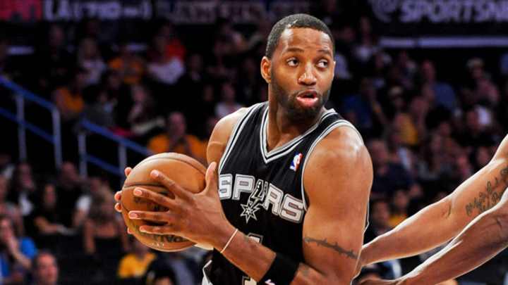 Spurs' Tracy McGrady holds court at Finals Friday media session