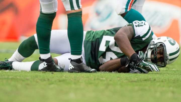 Darrelle Revis situation made murkier by deep crop of free-agent corners
