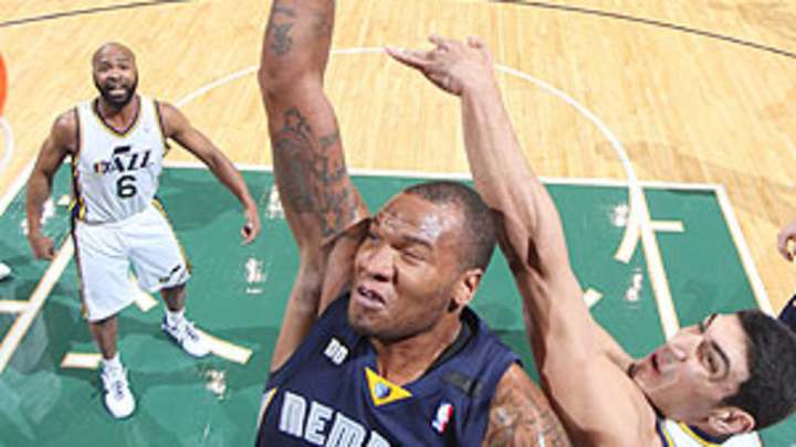 Grizz clear tax line in deal with Cavs Grizz clear tax line in deal with Cavs