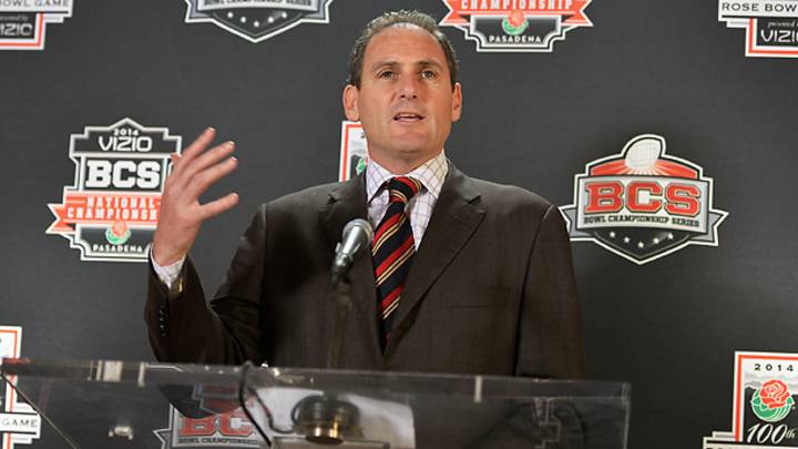 Pac-12 launches new student-athlete safety initiative Pac-12 launches new student-athlete safety initiative