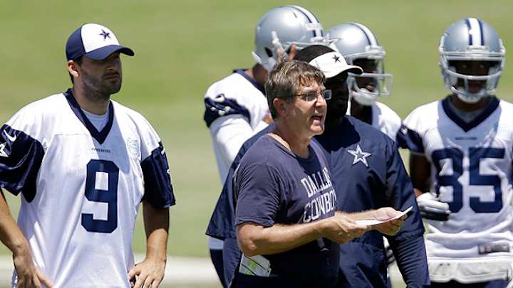 Jason Garrett finally says it: Bill Callahan will call plays
