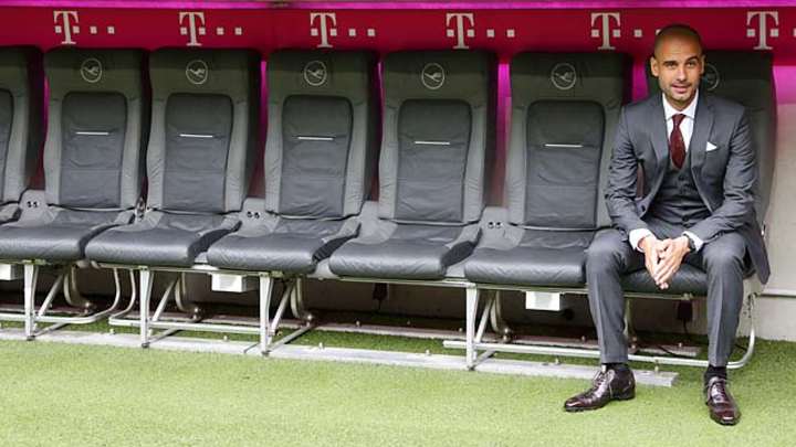 Pep Guardiola speaks in German at Bayern Munich press conference