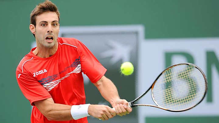 Grunting plagues the men's game, too Grunting plagues the men's game, too