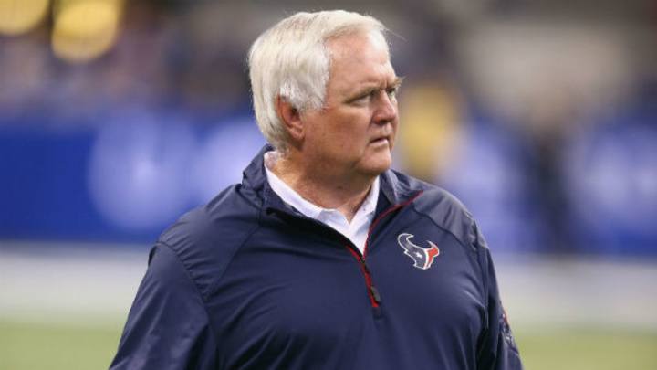 Wade Phillips Is Putting Texans Players in Timeout During Practice