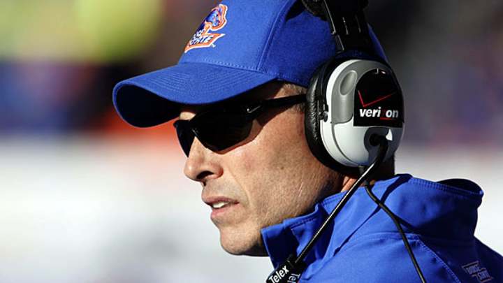 Washington hires Boise State's Chris Petersen to be Huskies' next head coach