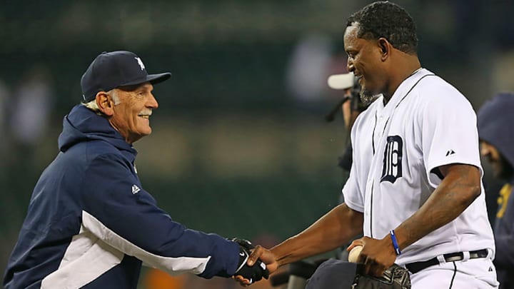 Valverde welcomed back as Tigers closer Valverde welcomed back as Tigers closer