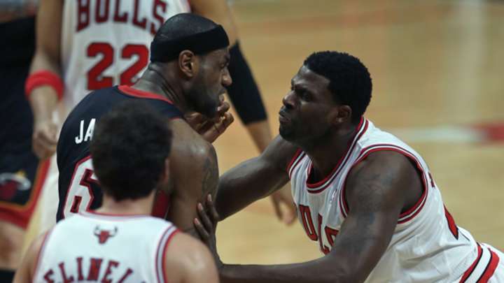 Bulls accuse Heat's LeBron James of 'flop' and 'acting' after Game 3 shove