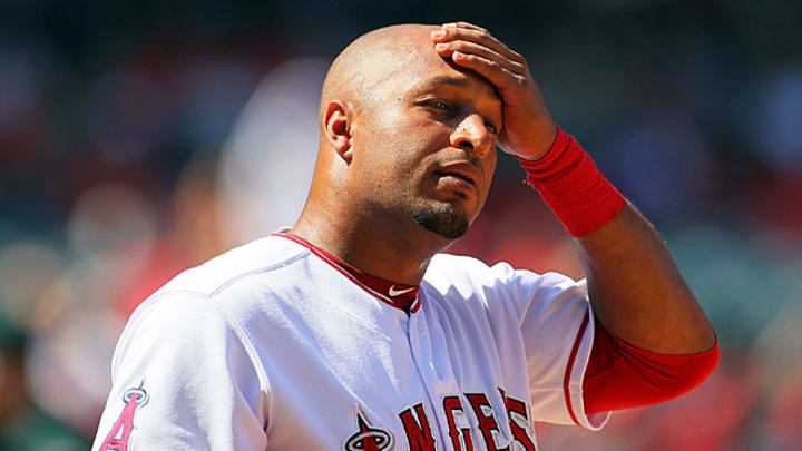 Yankees complete trade with Angels for Vernon Wells
