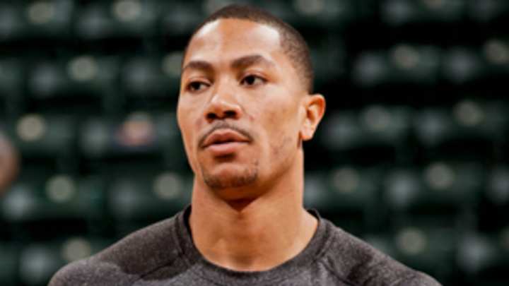 Derrick Rose refutes reports he won't return until next season