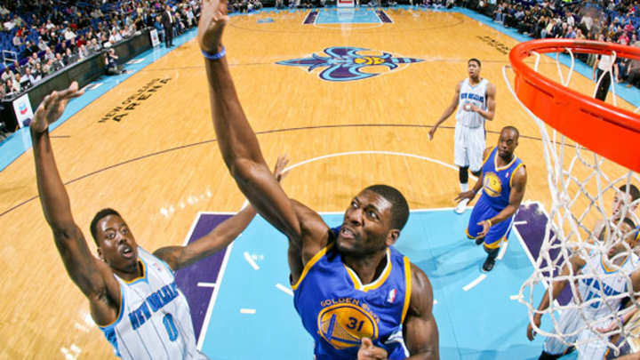 Warriors' Festus Ezeli expected to miss 6-to-9 months after knee surgery