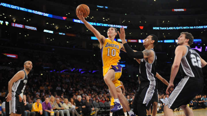 Steve Nash (back) out at least two weeks, but how much will Lakers miss him?