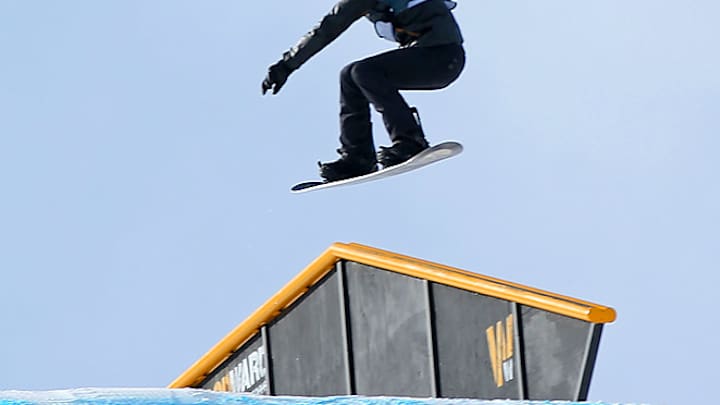 Shaun White finishes third in slopestyle in Colorado