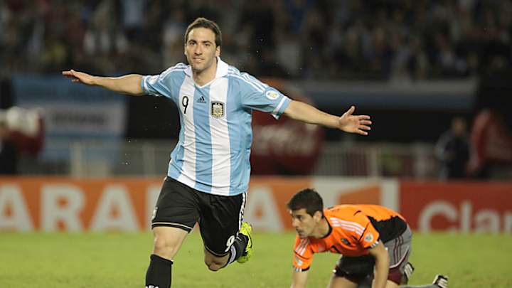 Higuain, Messi lead Argentina to 3-0 win over Venezuela Higuain, Messi lead Argentina to 3-0 win over Venezuela