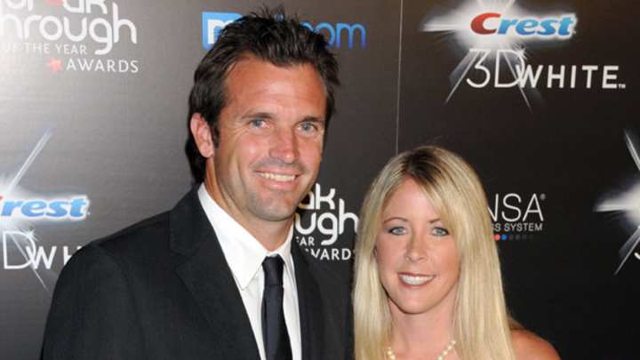 L.A. Galaxy re-sign president Chris Klein L.A. Galaxy re-sign president Chris Klein