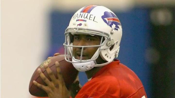 Bills sign first-round pick EJ Manuel