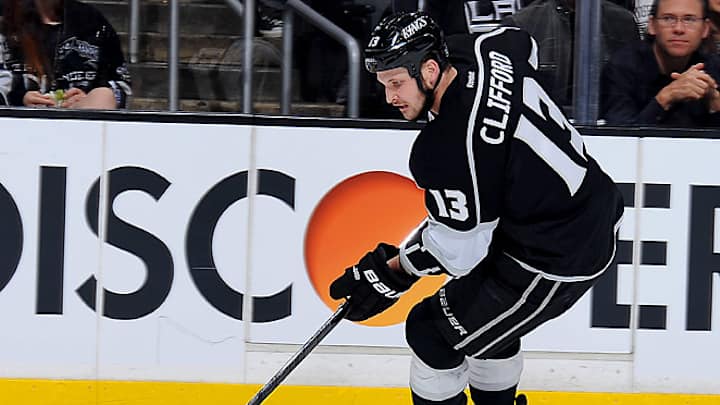 Kings re-sign Kyle Clifford to two-year deal