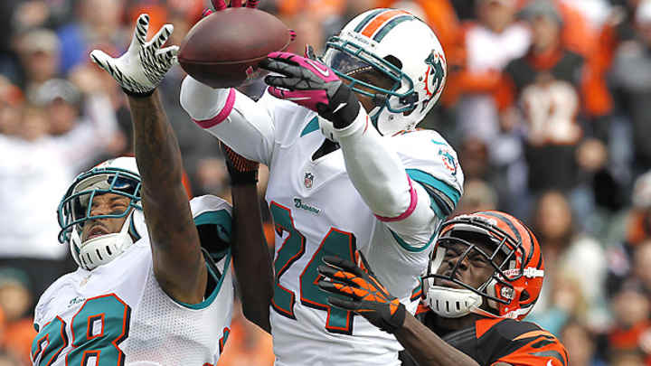 Sean Smith signs with Kansas City Chiefs Sean Smith signs with Kansas City Chiefs