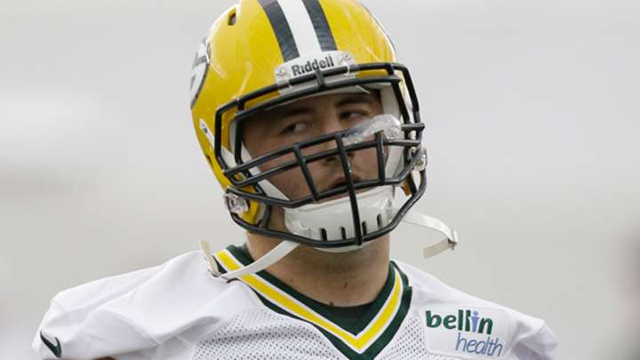 Agent estimates Packers rookie out six months with broken ankle