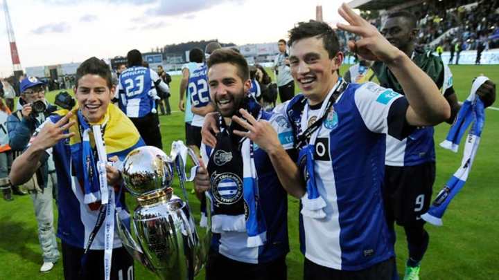 Porto sells James Rodriguez, Joao Moutinho to Monaco for $90m Porto sells James Rodriguez, Joao Moutinho to Monaco for $90m