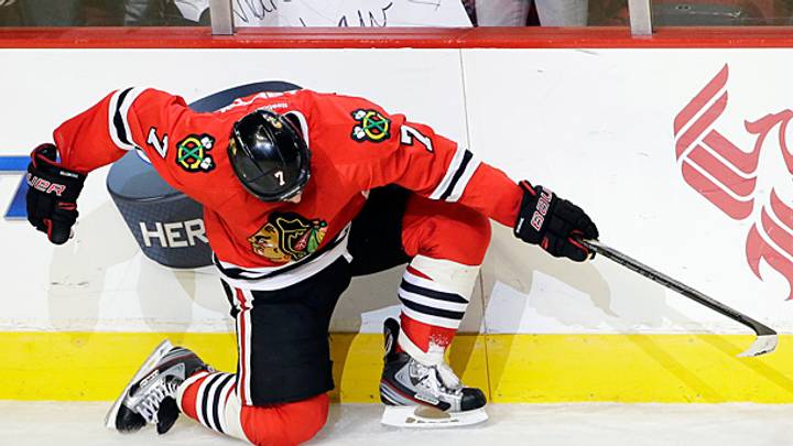 NHL playoffs: Blackhawks will battle slumps, suspension in Game 4 vs. Kings