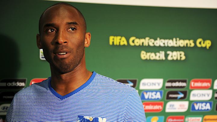 Kobe Bryant not dwelling on Dwight Howard's decision to leave Lakers