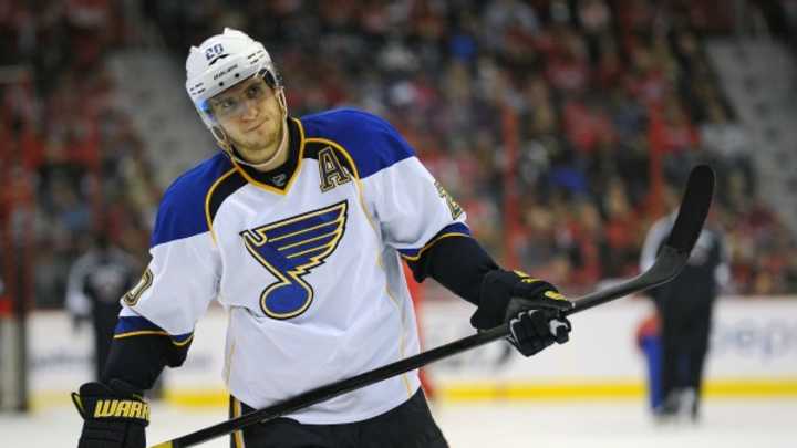 Alexander Steen, Blues agree on 3-year, $17.4 million extension Alexander Steen, Blues agree on 3-year, $17.4 million extension