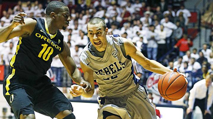Oregon outlats Henderson, Mississippi in overtime