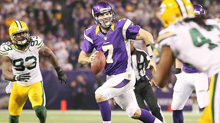 QB Ponder back in as Vikings starter against Packers