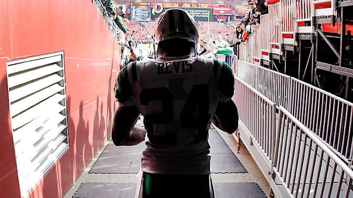 Inside how the Revis trade to Tampa Bay finally went down Inside how the Revis trade to Tampa Bay finally went down