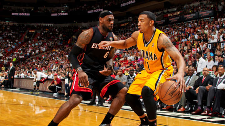 Three-Pointers: Heat smother Pacers for 18th straight win