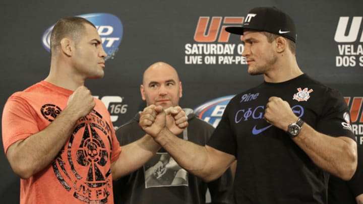 Live Blog: UFC 166: Velasquez-Dos Santos