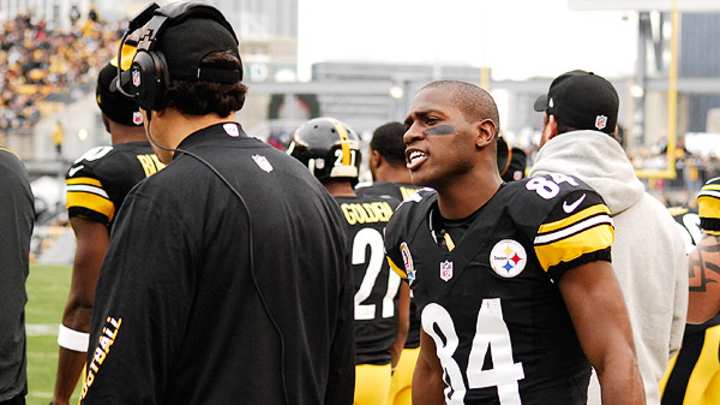 Antonio Brown, Todd Haley reportedly clashed on Steelers' sideline Monday night