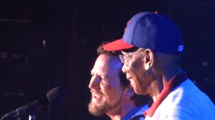 Pearl Jam Brought Ernie Banks On Stage at Wrigley Field to Belt Out "All the Way"