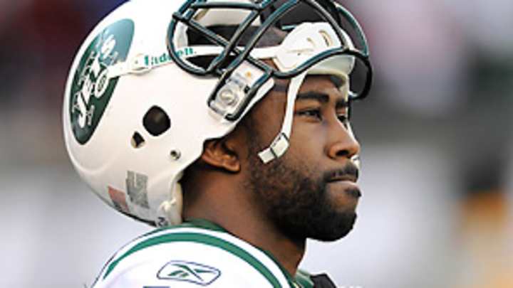 For Darrelle Revis trade, Buccaneers might give up first-round pick to Jets