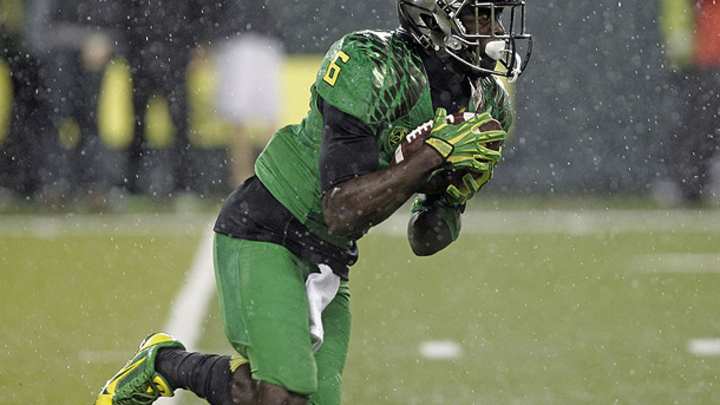 Oregon running back De'Anthony Thomas injures leg against Cal