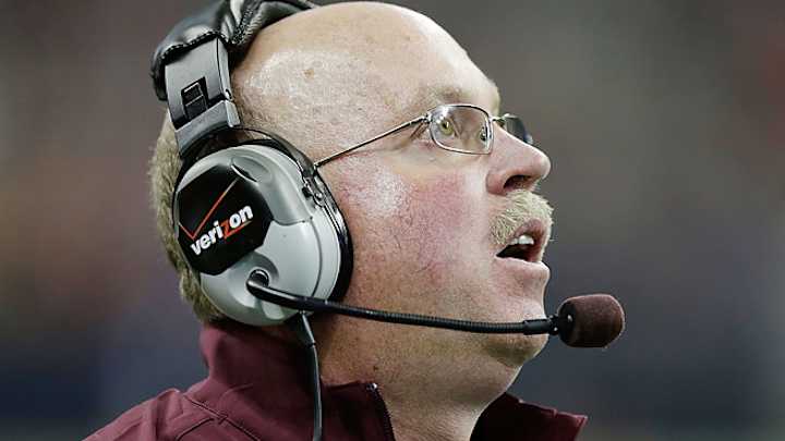 Jerry Kill returns to work, won't talk about health