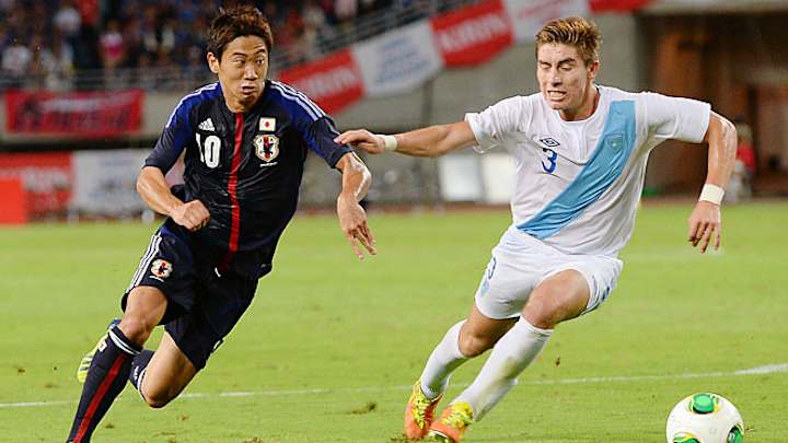 Shinji Kagawa frustrated by lack of playing time at Manchester United